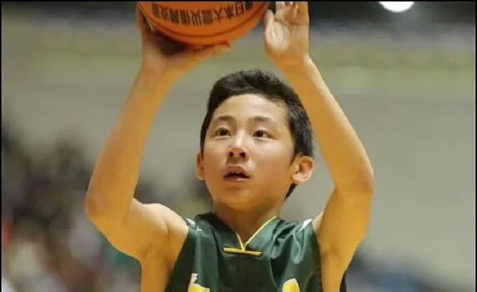 yuki in elementary school